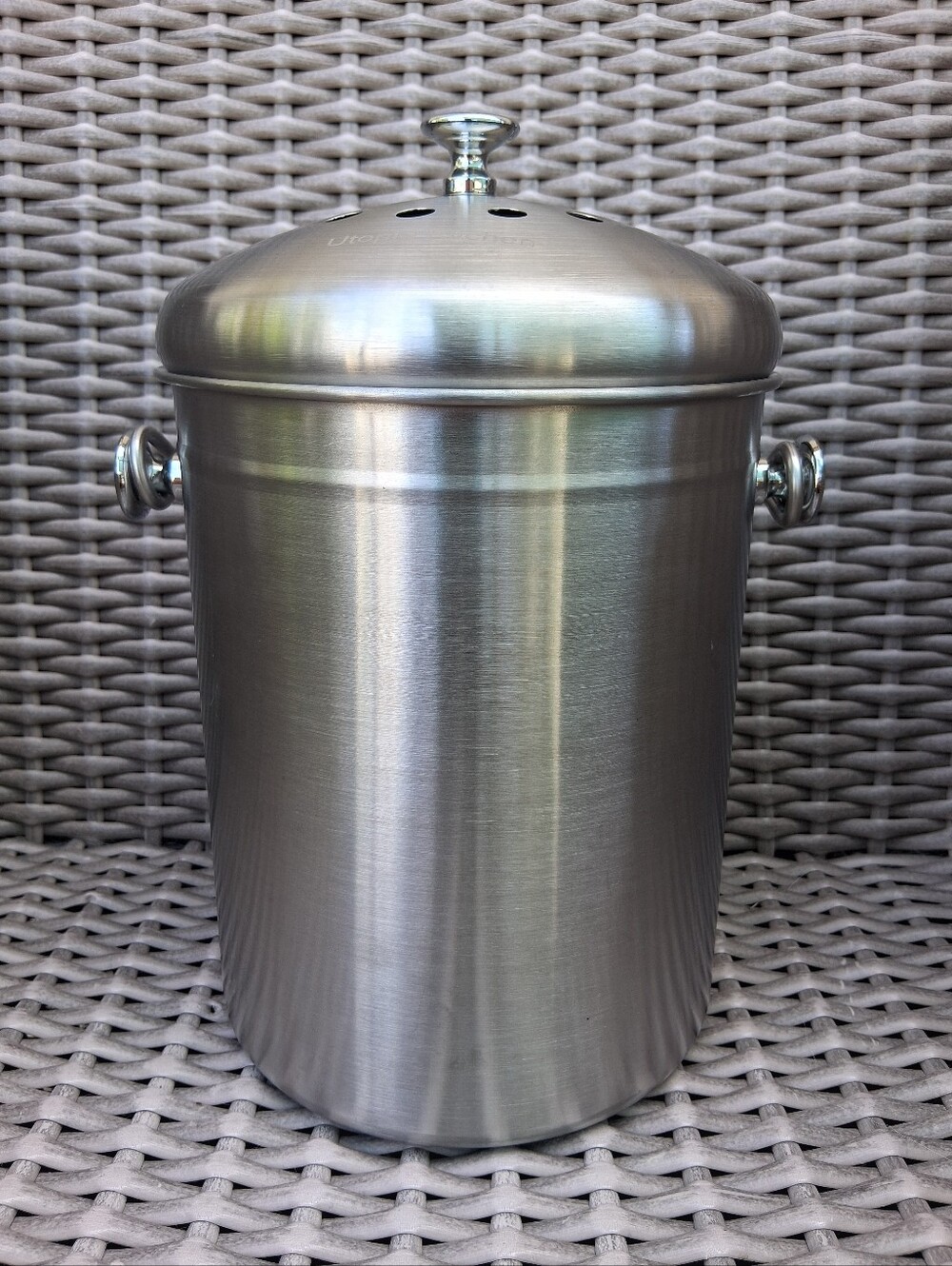 NEW Utopia Kitchen Stainless Steel Kitchen Compost Bin - Brushed Silver